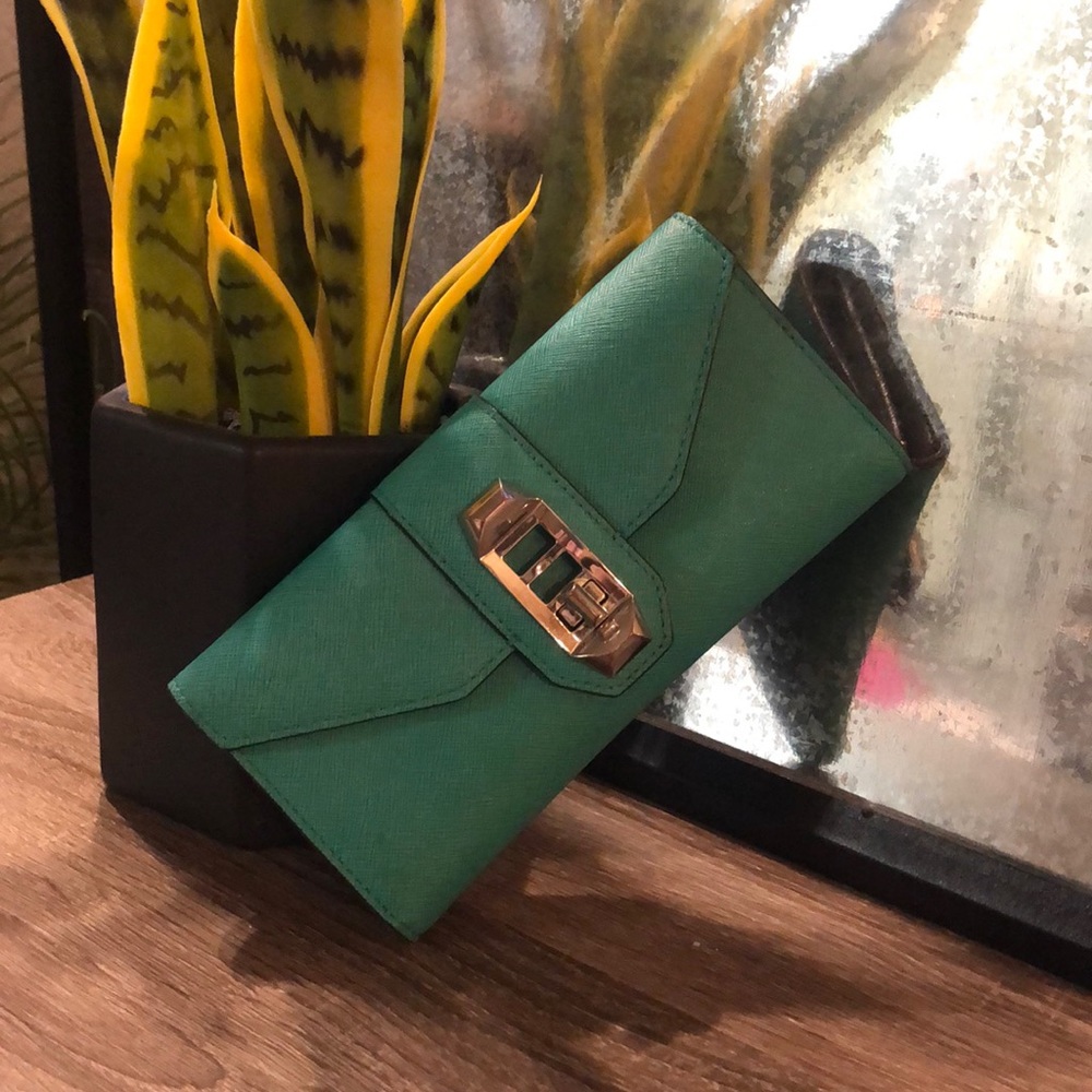 Rebecca Minkoff Wallet/clutch *taking offers*